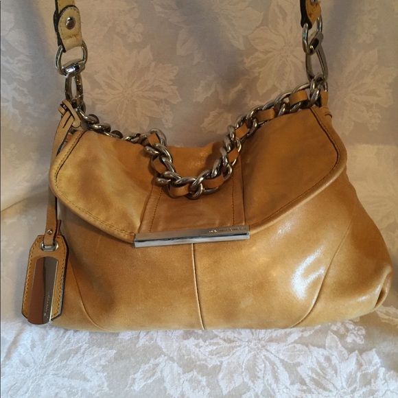 b. makowsky Handbags - B. Makowsky Leather Crossbody/Shoulder Bag